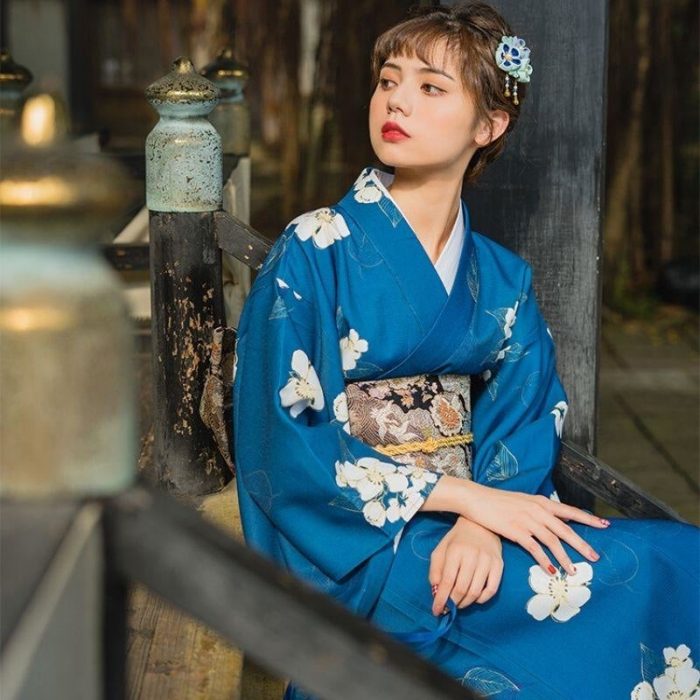 Japansk Kimono Woman - Hanafubuki