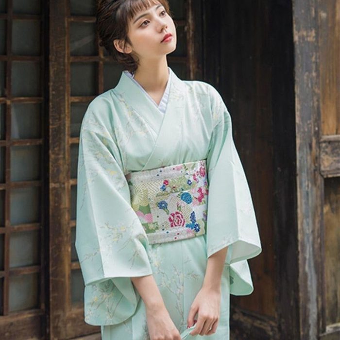 Japansk Kimono Woman - Sakura