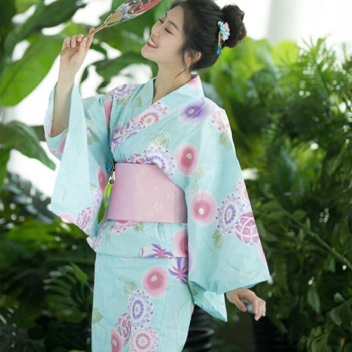 Japansk Kimono Woman - Temari